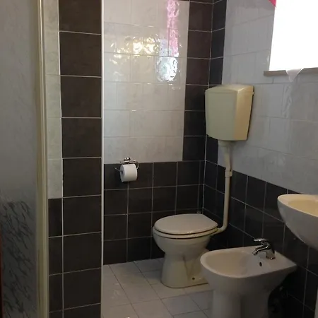 Lo Scoglio Hotel