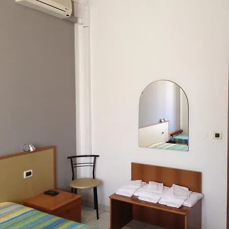Hotel Lo Scoglio
