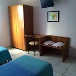 Hotel Lo Scoglio *
